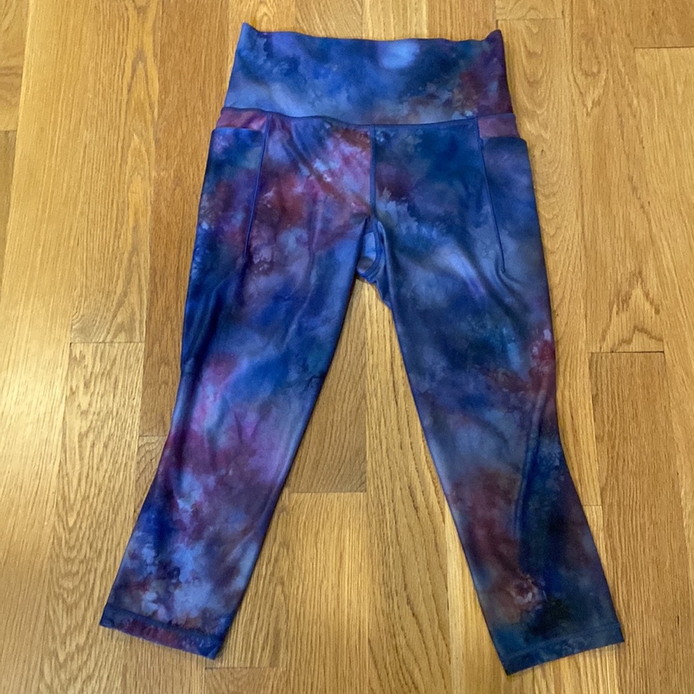 Athleta supernova salutation capri II set- crop top support bra psychedelic M - Picture 4 of 7